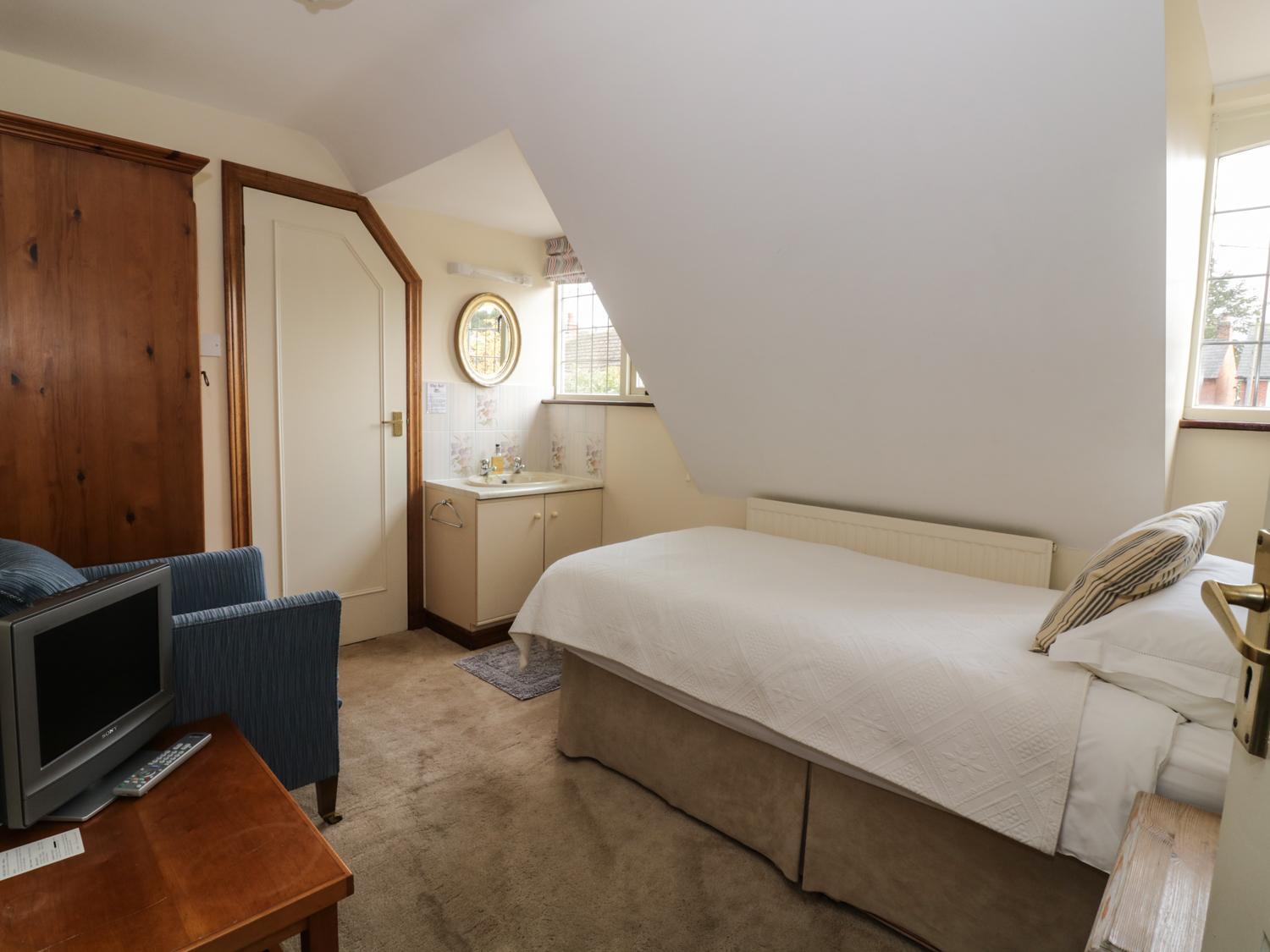 The Lodge Off High Street Hadleigh  Экстерьер фото