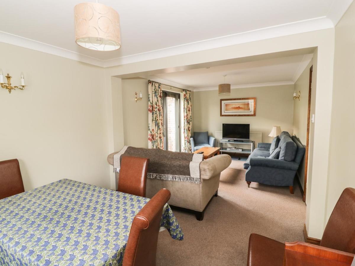 The Lodge Off High Street Hadleigh  Экстерьер фото